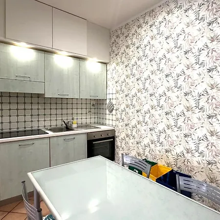 Int 8 - Ginevra Appartamento *