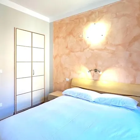 Int 8 - Ginevra By San Luca